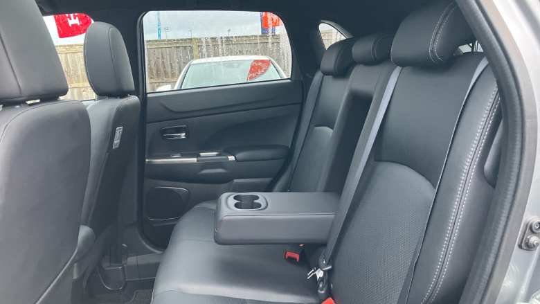 Mitsubishi ASX 2.0 Exceed 5dr Petrol Estate